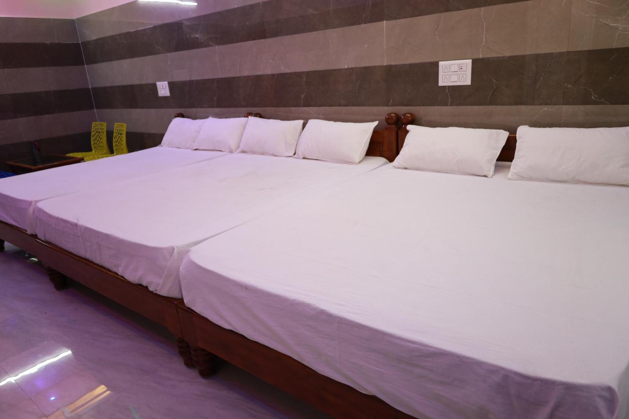 Rv Residency Hotel Wodapatti Kültér fotó