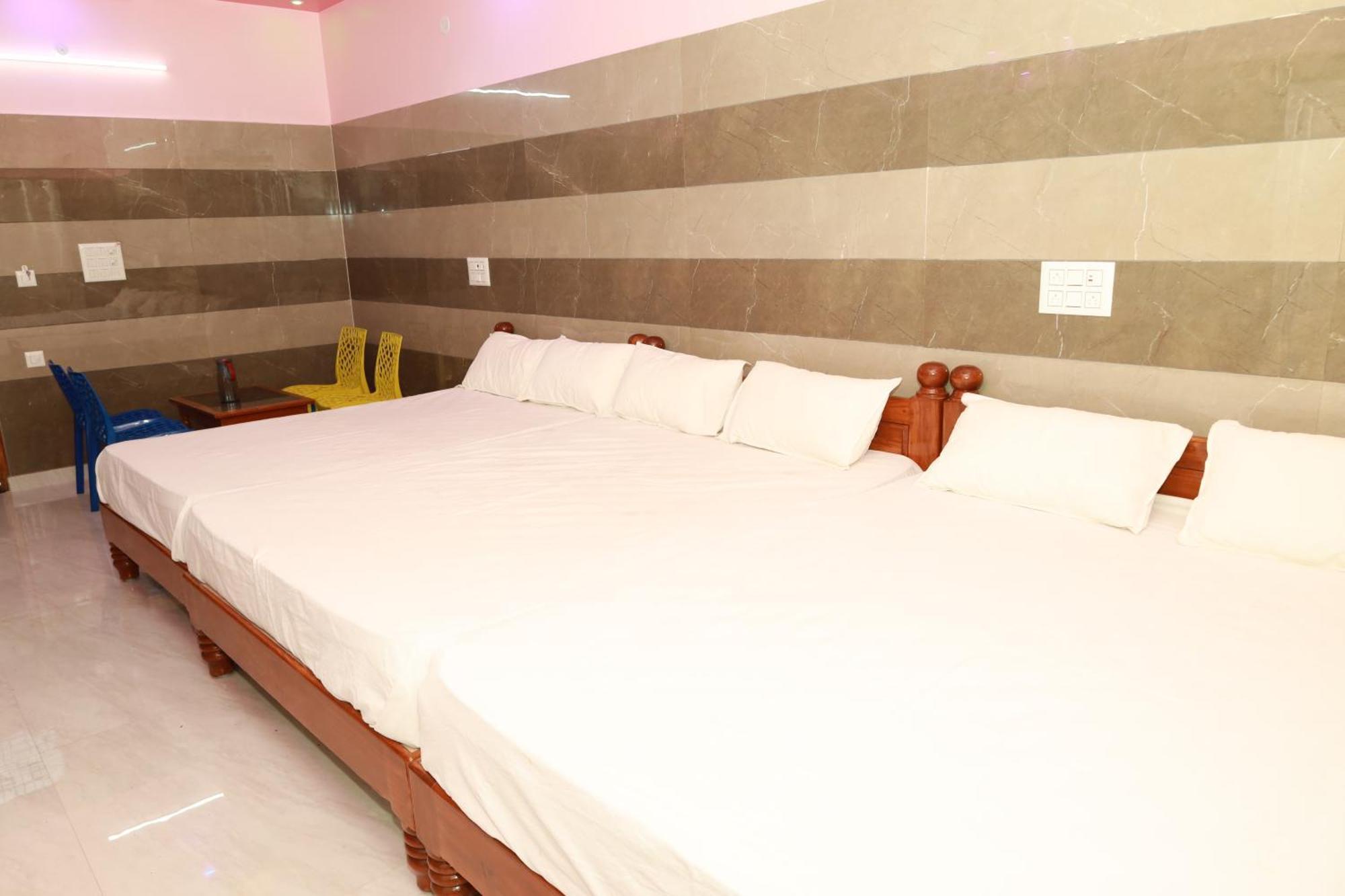 Rv Residency Hotel Wodapatti Kültér fotó